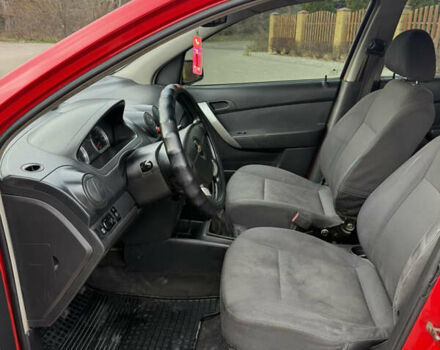 Красный Шевроле Авео, объемом двигателя 1.5 л и пробегом 187 тыс. км за 3300 $, фото 11 на Automoto.ua