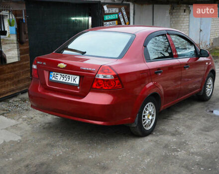 Красный Шевроле Авео, объемом двигателя 1.5 л и пробегом 87 тыс. км за 4800 $, фото 5 на Automoto.ua
