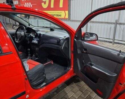 Червоний Шевроле Авео, об'ємом двигуна 1.5 л та пробігом 265 тис. км за 3800 $, фото 7 на Automoto.ua