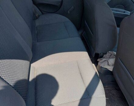 Красный Шевроле Авео, объемом двигателя 0 л и пробегом 154 тыс. км за 830 $, фото 5 на Automoto.ua