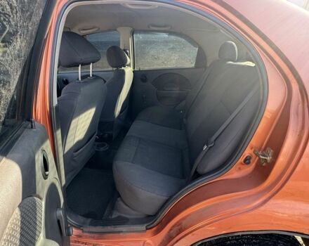 Червоний Шевроле Авео, об'ємом двигуна 1.5 л та пробігом 179 тис. км за 1100 $, фото 17 на Automoto.ua