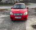 Красный Шевроле Авео, объемом двигателя 1.5 л и пробегом 220 тыс. км за 3500 $, фото 1 на Automoto.ua