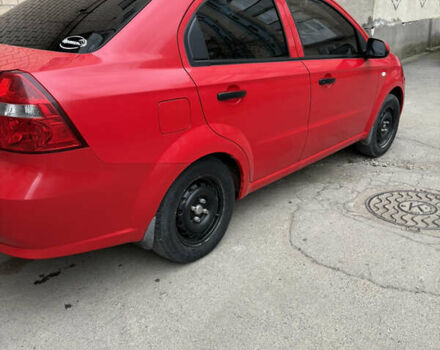 Червоний Шевроле Авео, об'ємом двигуна 1.5 л та пробігом 180 тис. км за 3600 $, фото 2 на Automoto.ua