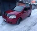 Красный Шевроле Авео, объемом двигателя 1.5 л и пробегом 214 тыс. км за 3000 $, фото 1 на Automoto.ua