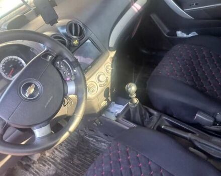 Червоний Шевроле Авео, об'ємом двигуна 1.5 л та пробігом 280 тис. км за 2500 $, фото 10 на Automoto.ua