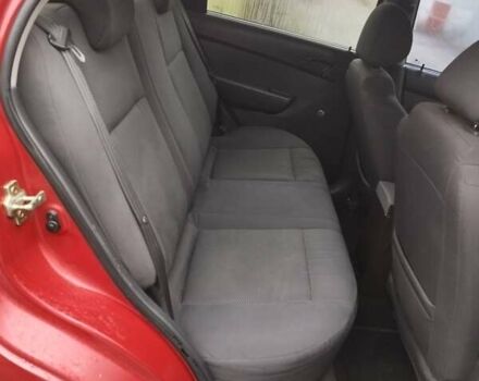 Красный Шевроле Авео, объемом двигателя 1.5 л и пробегом 115 тыс. км за 3000 $, фото 11 на Automoto.ua