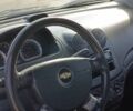 Красный Шевроле Авео, объемом двигателя 1.5 л и пробегом 220 тыс. км за 4400 $, фото 5 на Automoto.ua