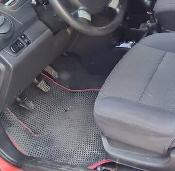 Красный Шевроле Авео, объемом двигателя 1.5 л и пробегом 178 тыс. км за 2699 $, фото 2 на Automoto.ua