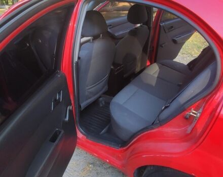 Красный Шевроле Авео, объемом двигателя 1.5 л и пробегом 241 тыс. км за 3300 $, фото 7 на Automoto.ua