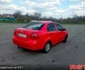 Красный Шевроле Авео, объемом двигателя 1.5 л и пробегом 109 тыс. км за 4600 $, фото 4 на Automoto.ua