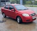Красный Шевроле Авео, объемом двигателя 1.5 л и пробегом 194 тыс. км за 3000 $, фото 4 на Automoto.ua