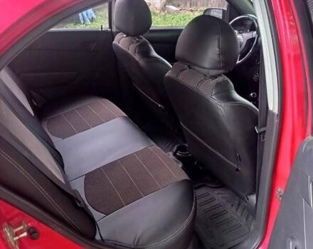 Червоний Шевроле Авео, об'ємом двигуна 1.5 л та пробігом 131 тис. км за 3100 $, фото 8 на Automoto.ua