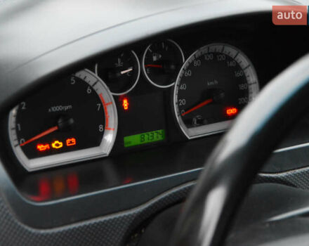 Красный Шевроле Авео, объемом двигателя 1.5 л и пробегом 87 тыс. км за 4800 $, фото 14 на Automoto.ua