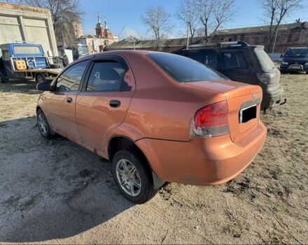 Червоний Шевроле Авео, об'ємом двигуна 1.5 л та пробігом 179 тис. км за 1100 $, фото 2 на Automoto.ua