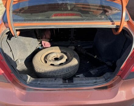 Червоний Шевроле Авео, об'ємом двигуна 1.5 л та пробігом 179 тис. км за 1100 $, фото 12 на Automoto.ua