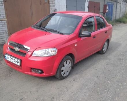 Красный Шевроле Авео, объемом двигателя 1.5 л и пробегом 325 тыс. км за 2900 $, фото 1 на Automoto.ua