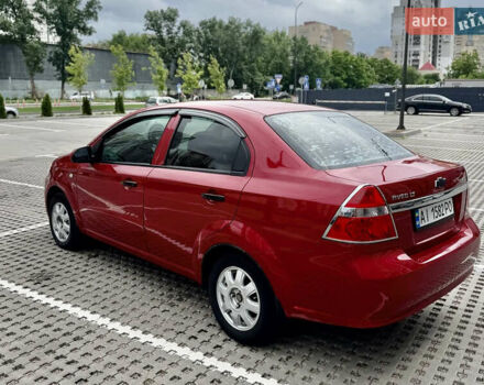 Красный Шевроле Авео, объемом двигателя 1.5 л и пробегом 260 тыс. км за 4400 $, фото 5 на Automoto.ua