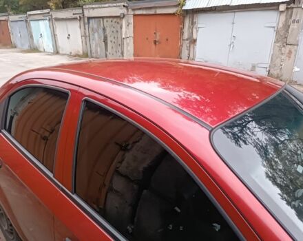 Красный Шевроле Авео, объемом двигателя 1.5 л и пробегом 212 тыс. км за 3600 $, фото 3 на Automoto.ua