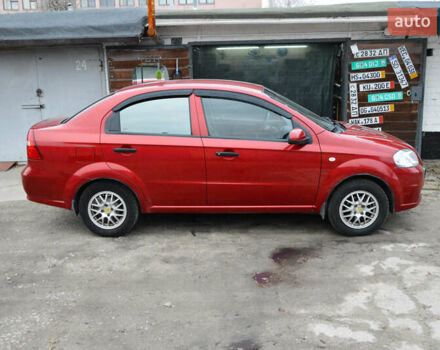 Красный Шевроле Авео, объемом двигателя 1.5 л и пробегом 87 тыс. км за 4800 $, фото 4 на Automoto.ua