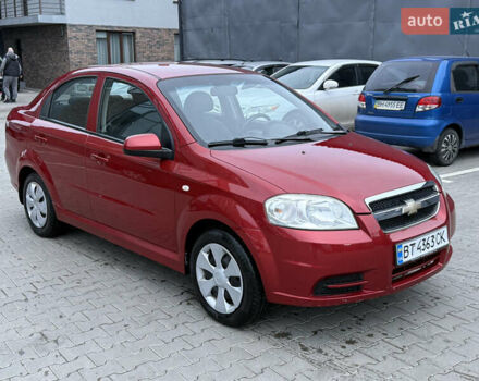 Красный Шевроле Авео, объемом двигателя 1.4 л и пробегом 180 тыс. км за 3300 $, фото 6 на Automoto.ua