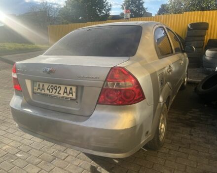 Червоний Шевроле Авео, об'ємом двигуна 0.9 л та пробігом 200 тис. км за 1650 $, фото 5 на Automoto.ua