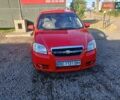 Красный Шевроле Авео, объемом двигателя 1.5 л и пробегом 200 тыс. км за 3200 $, фото 4 на Automoto.ua
