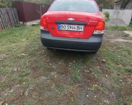 Красный Шевроле Авео, объемом двигателя 1.5 л и пробегом 163 тыс. км за 2100 $, фото 7 на Automoto.ua