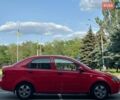 Красный Шевроле Авео, объемом двигателя 1.5 л и пробегом 228 тыс. км за 3999 $, фото 6 на Automoto.ua