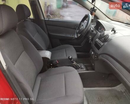 Красный Шевроле Авео, объемом двигателя 1.5 л и пробегом 115 тыс. км за 3000 $, фото 12 на Automoto.ua