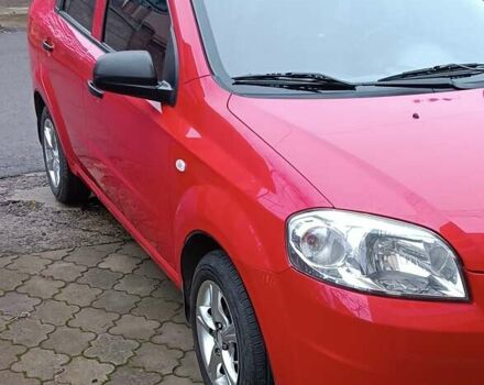 Красный Шевроле Авео, объемом двигателя 1.5 л и пробегом 113 тыс. км за 3900 $, фото 5 на Automoto.ua