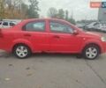 Красный Шевроле Авео, объемом двигателя 1.5 л и пробегом 188 тыс. км за 2600 $, фото 1 на Automoto.ua