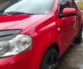 Красный Шевроле Авео, объемом двигателя 1.5 л и пробегом 200 тыс. км за 4500 $, фото 1 на Automoto.ua