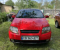 Красный Шевроле Авео, объемом двигателя 1.5 л и пробегом 191 тыс. км за 2700 $, фото 1 на Automoto.ua