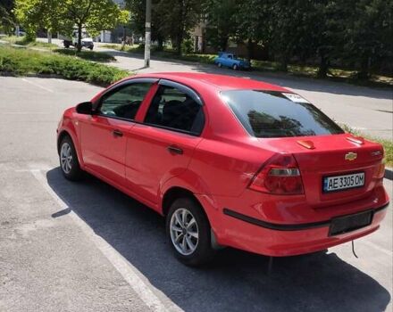 Красный Шевроле Авео, объемом двигателя 1.5 л и пробегом 201 тыс. км за 4000 $, фото 6 на Automoto.ua