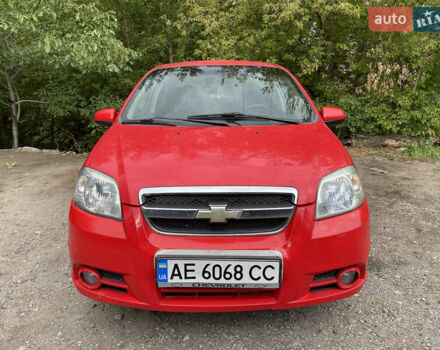 Красный Шевроле Авео, объемом двигателя 1.5 л и пробегом 176 тыс. км за 3300 $, фото 1 на Automoto.ua