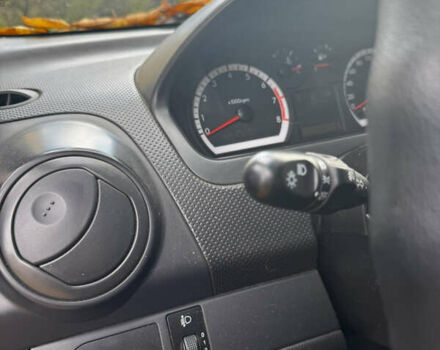 Красный Шевроле Авео, объемом двигателя 1.4 л и пробегом 168 тыс. км за 3700 $, фото 4 на Automoto.ua