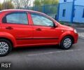 Красный Шевроле Авео, объемом двигателя 1.5 л и пробегом 212 тыс. км за 4500 $, фото 2 на Automoto.ua