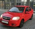 Красный Шевроле Авео, объемом двигателя 1.5 л и пробегом 156 тыс. км за 3700 $, фото 1 на Automoto.ua