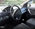 Красный Шевроле Авео, объемом двигателя 1.5 л и пробегом 212 тыс. км за 4500 $, фото 6 на Automoto.ua
