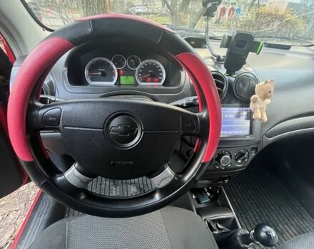 Красный Шевроле Авео, объемом двигателя 1.5 л и пробегом 184 тыс. км за 3000 $, фото 12 на Automoto.ua