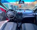 Красный Шевроле Авео, объемом двигателя 1.5 л и пробегом 330 тыс. км за 3600 $, фото 3 на Automoto.ua