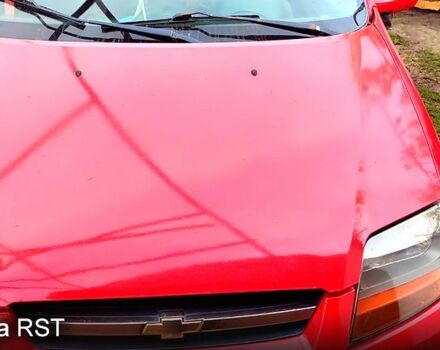 Красный Шевроле Авео, объемом двигателя 1.5 л и пробегом 160 тыс. км за 3300 $, фото 3 на Automoto.ua
