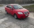 Красный Шевроле Авео, объемом двигателя 1.5 л и пробегом 220 тыс. км за 3500 $, фото 2 на Automoto.ua