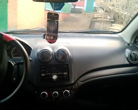 Красный Шевроле Авео, объемом двигателя 1.6 л и пробегом 120 тыс. км за 4100 $, фото 6 на Automoto.ua