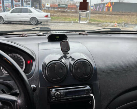 Красный Шевроле Авео, объемом двигателя 1.5 л и пробегом 107 тыс. км за 2100 $, фото 9 на Automoto.ua