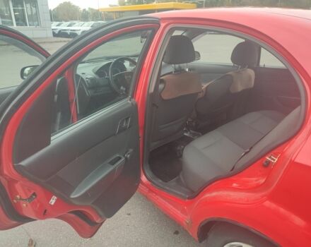 Червоний Шевроле Авео, об'ємом двигуна 1.5 л та пробігом 185 тис. км за 2800 $, фото 7 на Automoto.ua