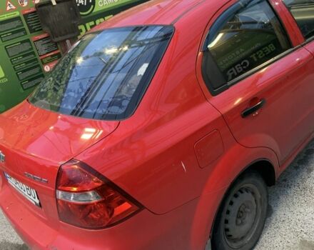 Красный Шевроле Авео, объемом двигателя 1.5 л и пробегом 267 тыс. км за 2750 $, фото 2 на Automoto.ua