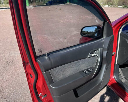 Красный Шевроле Авео, объемом двигателя 1.5 л и пробегом 199 тыс. км за 4300 $, фото 9 на Automoto.ua