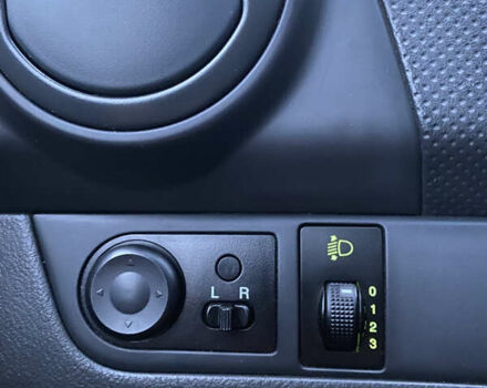 Красный Шевроле Авео, объемом двигателя 1.5 л и пробегом 160 тыс. км за 4700 $, фото 17 на Automoto.ua