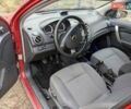 Красный Шевроле Авео, объемом двигателя 1.2 л и пробегом 220 тыс. км за 2900 $, фото 1 на Automoto.ua